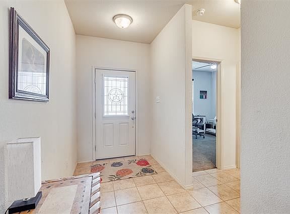 3rd image of 141 Pinto Dr