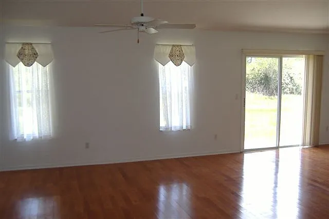 2429 Abalone Blvd — Photo 2