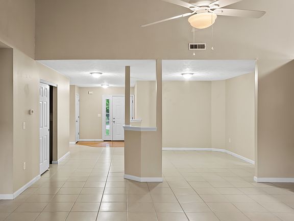 3rd image of 322 Antietam Blvd