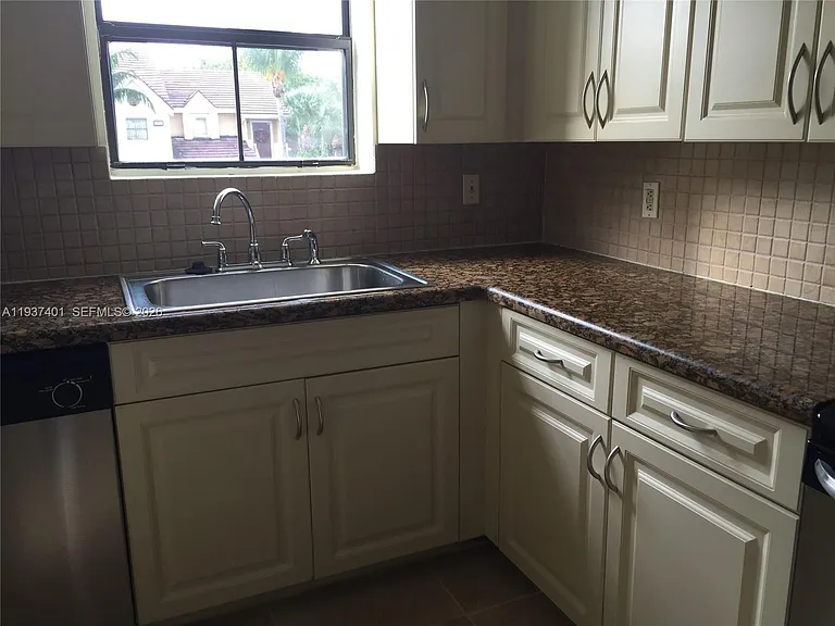 10441 SW 156th Ct #421 — Photo 14