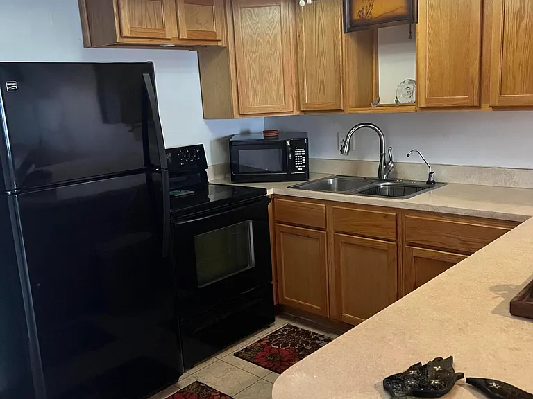 8154 Ridgewood Ave — Photo 9