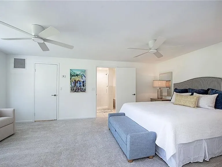 1281 Diana Ave — Photo 16