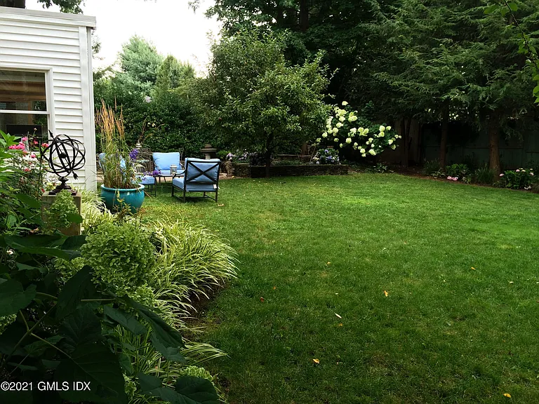 25 Arnold St — Photo 14