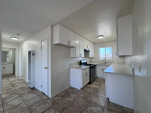 1511 Freeman Ave Photo 1