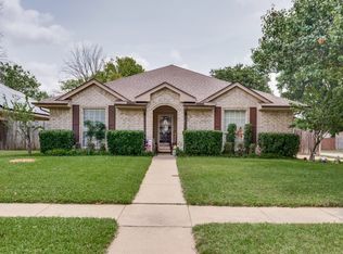 149 Roberts Dr, Saginaw, TX 76179
