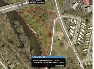 E Columbia Ave, Battle creek, MI 49015