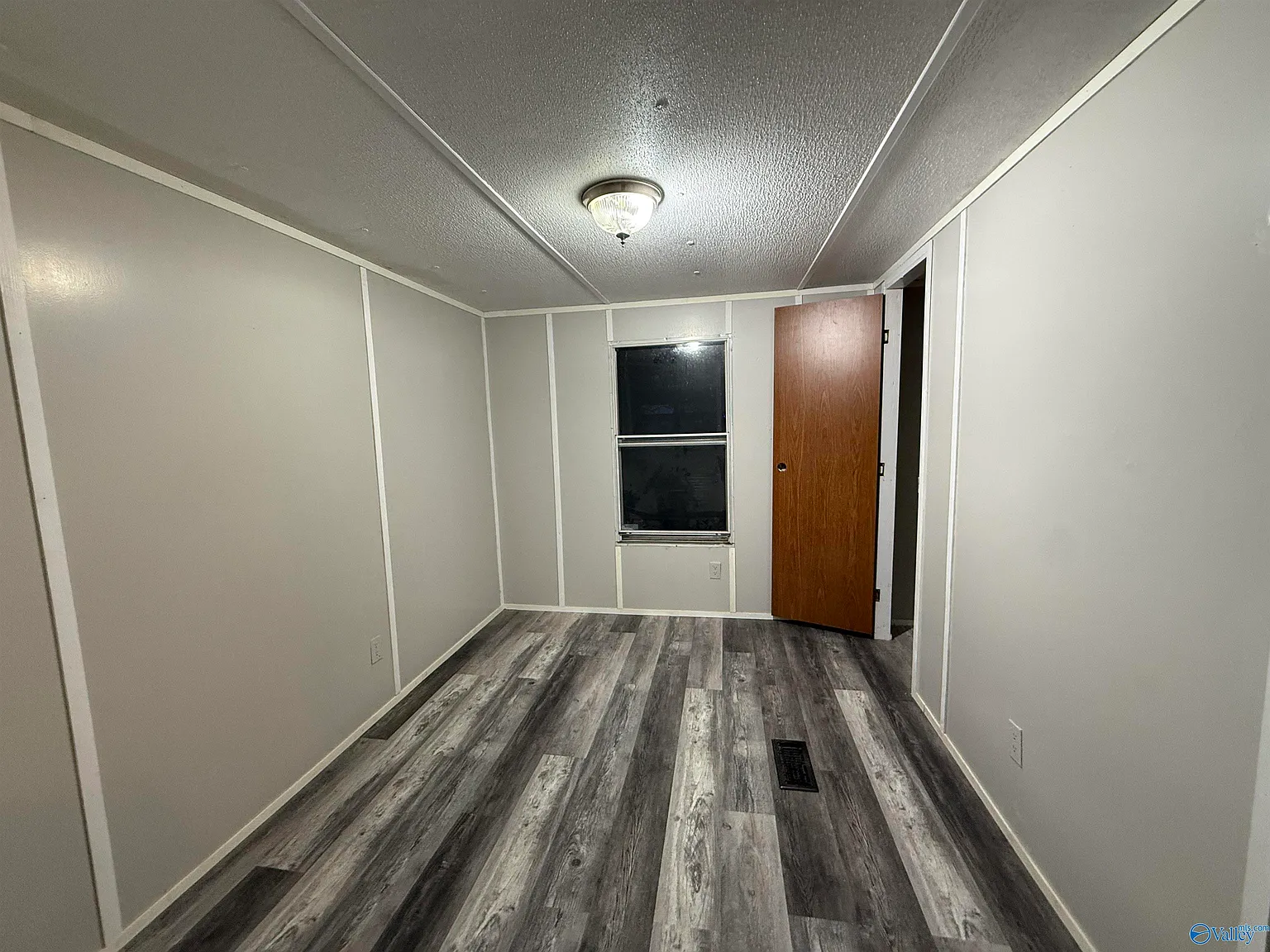 2 bed, 2.0 bath, 950 sqft, $950 — Photo 3