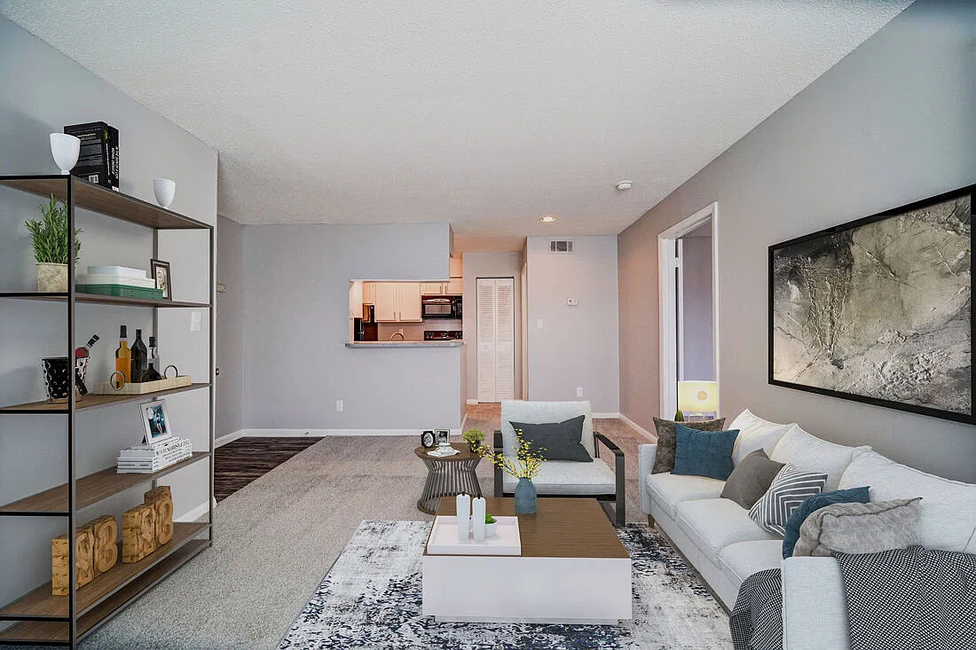 Chatham Wood Apartments — Photo 1