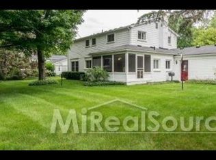 28833 Leamington Dr, Farmington Hills, MI 48334