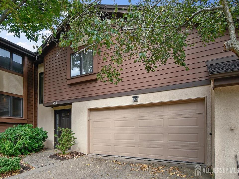2nd image of 340 Sayre Dr