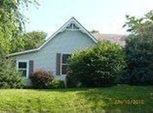 105 E Walnut St, Waverly, MO 64096