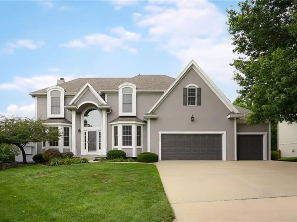 7415 Constance St, Shawnee, KS 66216