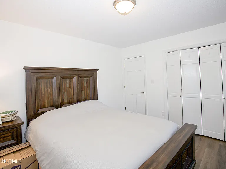 901 Glendale Dr — Photo 27