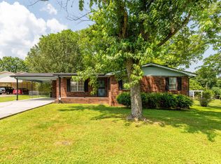 743 Cloud Springs Rd, Rossville, GA 30741