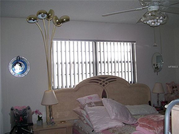 5th image of 6080 80th St N Unit 408