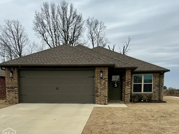 5701 Brookshire Dr, Jonesboro, AR 72401