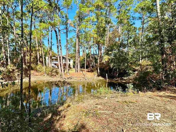 40707 Canal Cir, Fairhope, AL 36532