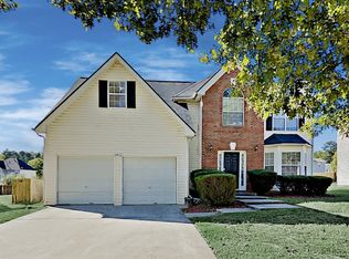 413 Harvick Cir, Stockbridge, GA