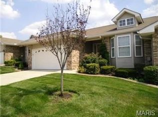 103 Braewood Cir, Saint Charles, MO 63301