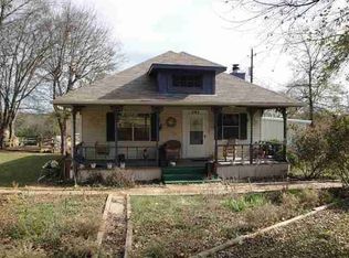 308 N Kay St, Winona, TX 75792