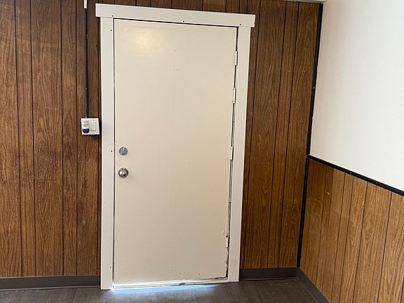 5th image of 3955 S State St Unit 6