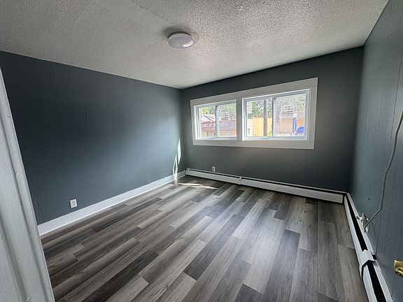 5th image of 2126 44th Ave N #1