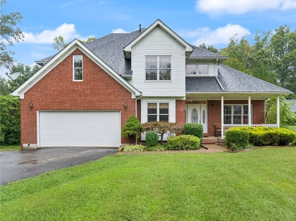 974 Pinewood Trail NE, New Salisbury, IN 47161