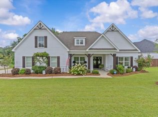 601 Charleston Mills Dr, Midland City, AL 36350