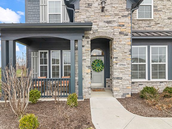 2nd image of 10966 Towpath Ct