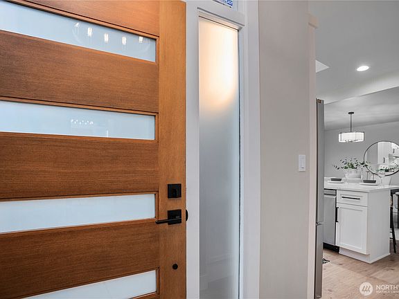 4th image of 445 167th Avenue SE