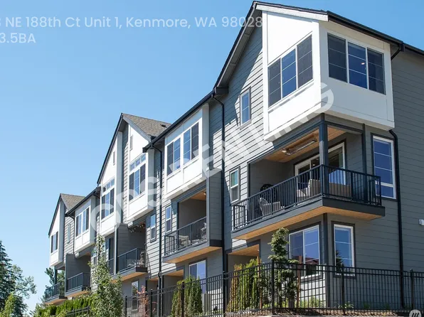6633 NE 188th Ct #1, Kenmore, WA 98028