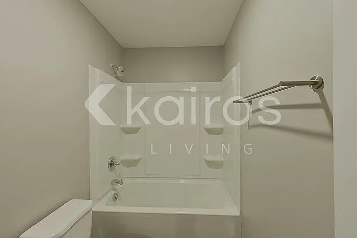 124 Cottage Grove Rd — Photo 11