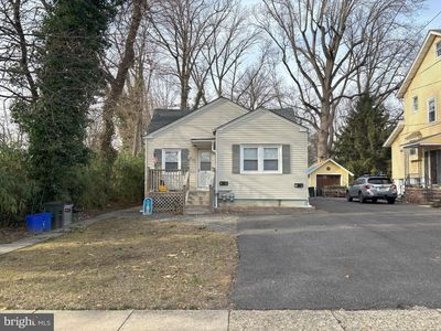 151 E Bettlewood Ave, Oaklyn, NJ, 08107