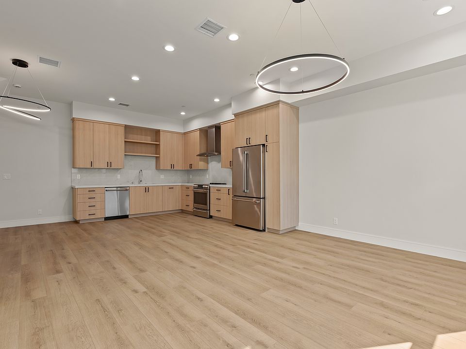 1st image of 1078 Tartan Ln