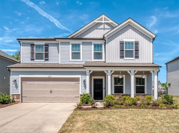 5815 Fenway Dr, Charlotte, NC 28273