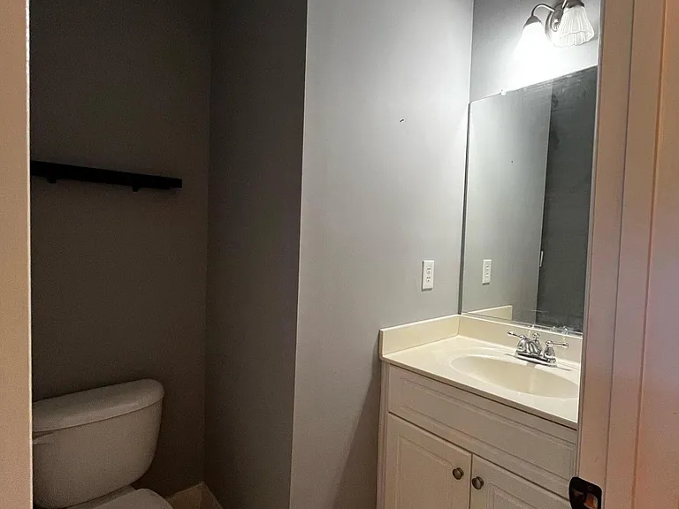 1100 Autumn Blaze Ln — Photo 16