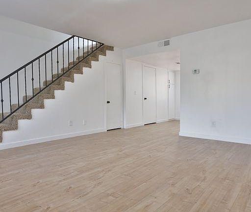 4th image of 7601 Newlin Ave APT C