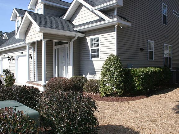 4th image of 532 A VILLAGE GREEN Drive