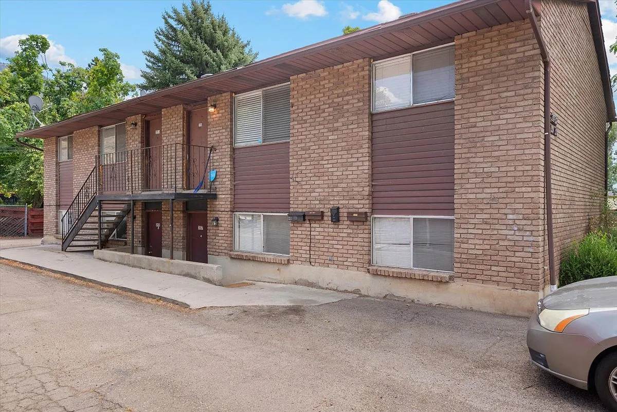 Building Photo - 351 S 400 E
