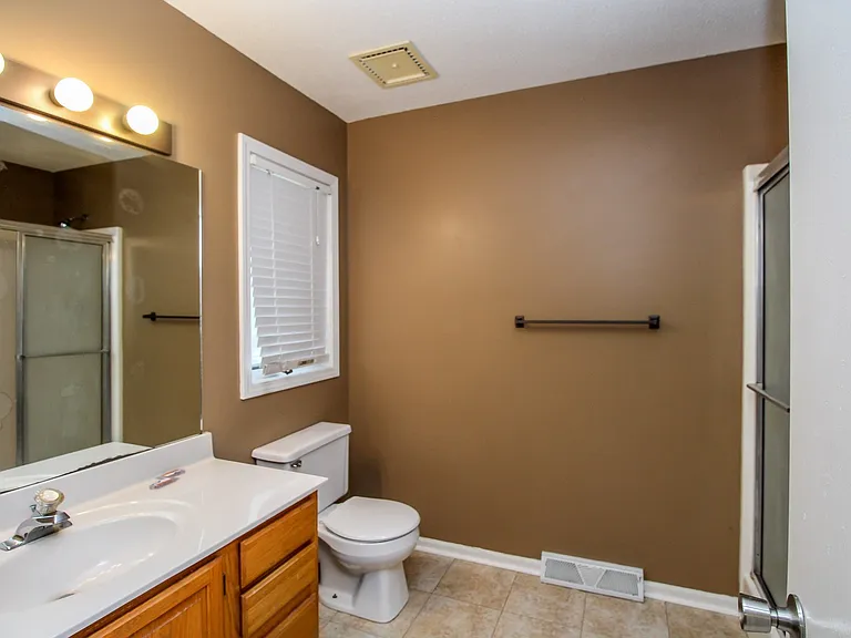 117 Hollyridge Ln — Photo 9