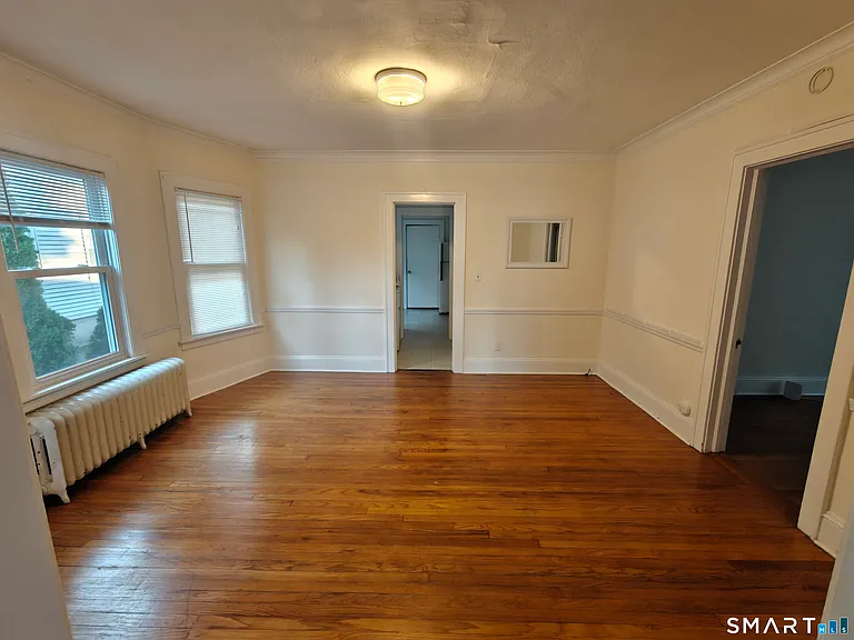 143 Dover Rd — Photo 10