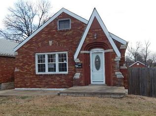 9344 Mackenzie Rd, Saint Louis, MO 63123