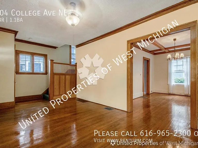 304 College Ave NE — Photo 14