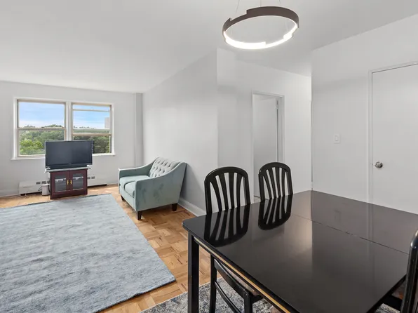 5500 Fieldston Road image 6 of 18