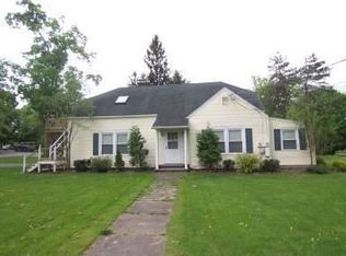 46 Seneca Ave, Oneida, NY 13421