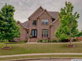 6720 Mountain Ledge Dr SE, Owens Cross Roads, AL 35763