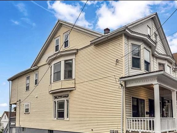 2nd image of 224 Ohio Ave