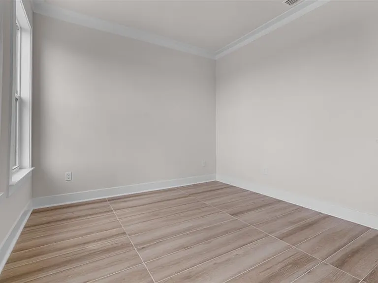 772 Gran Kaymen Way — Photo 23