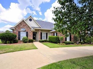 317 Crosscreek Dr, Bossier City, LA 71111