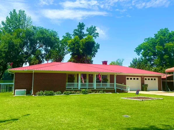 300 Elmwood Dr, Hot Springs, AR 71901